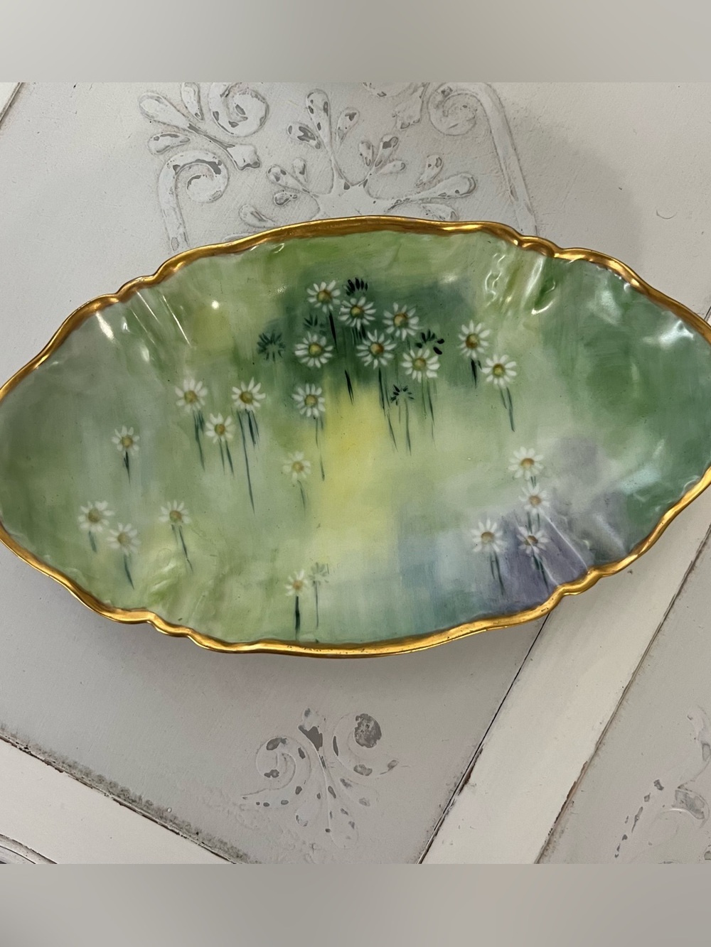 Antique H&C Haviland & Co. France Hand-Painted Limoges Porcelain Dish w Daisies